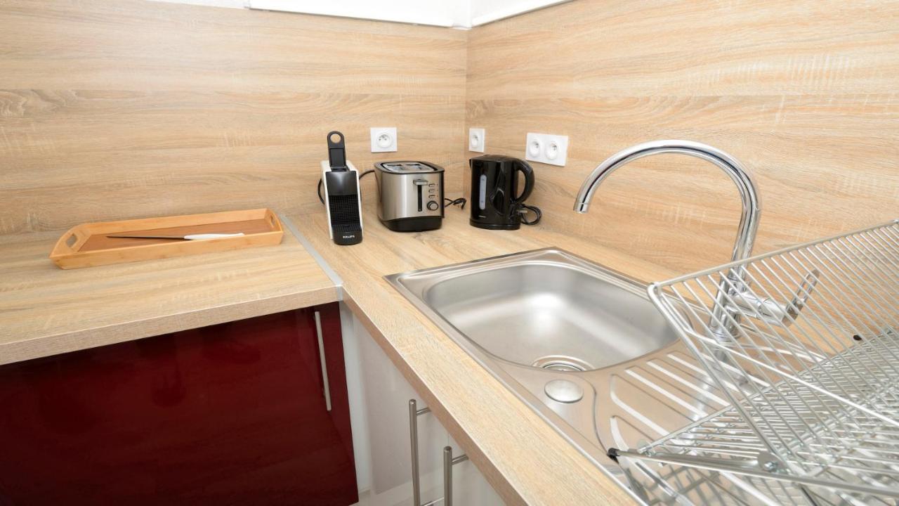 Dominici 2- Cahorscitystay- Parking Wifi Netflix Apartment Cahors